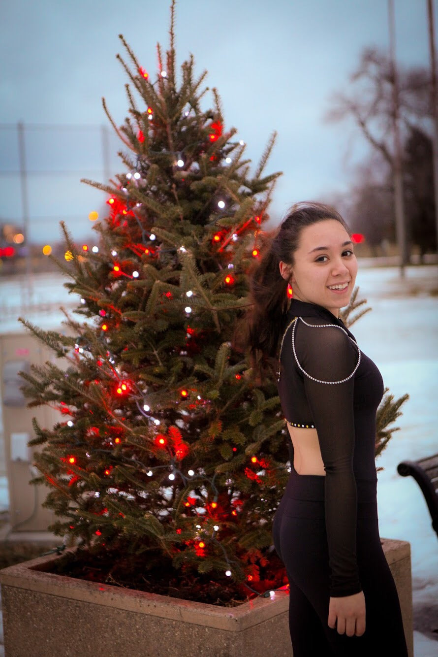 ColorFlow Skater Feature: Alexarae Sackett on Fashion Design & Garment Crystalizing Tips
