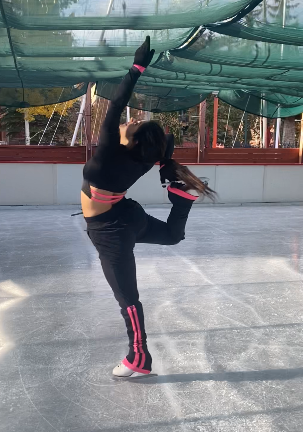 Leg Warmers for Skaters (Youth & Adult Sizes) – ColorFlow Skating